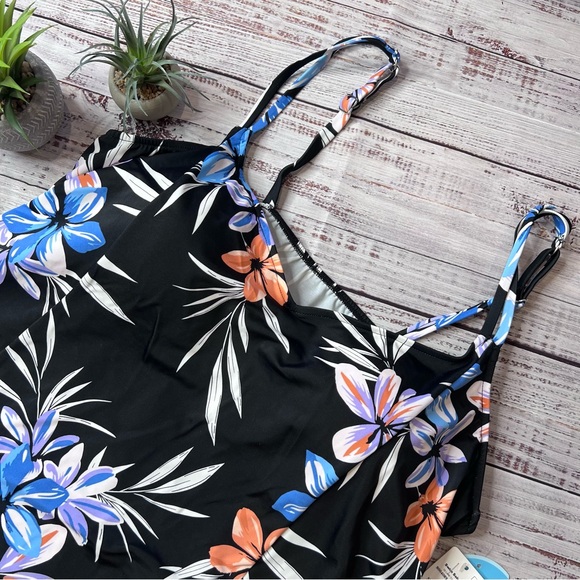 Swim Solutions Swim Top with Bust Support - Picture 3 of 6